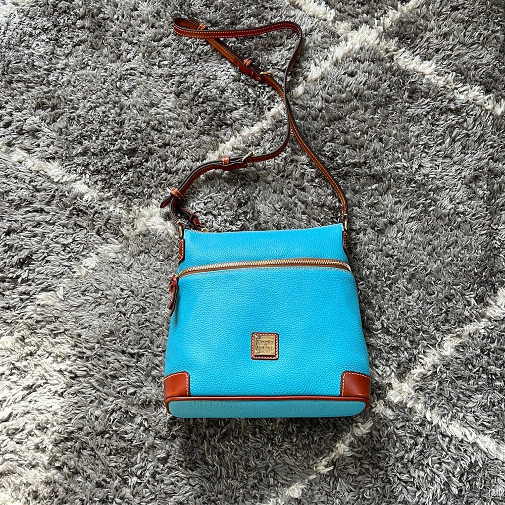 Dooney and Bourke Bag